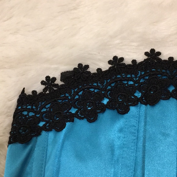 JACQUARD CORSET BY INTIMATE ATTITUDES X9001X - Picture 3 of 8